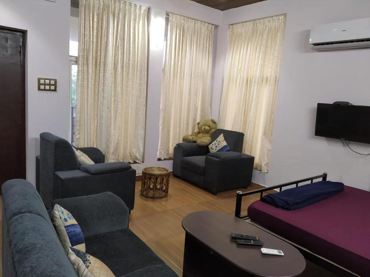 Waves Beach House Pondicherry Exterior foto