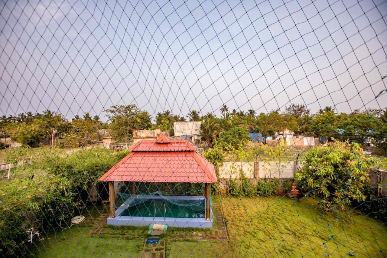 Waves Beach House Pondicherry Exterior foto