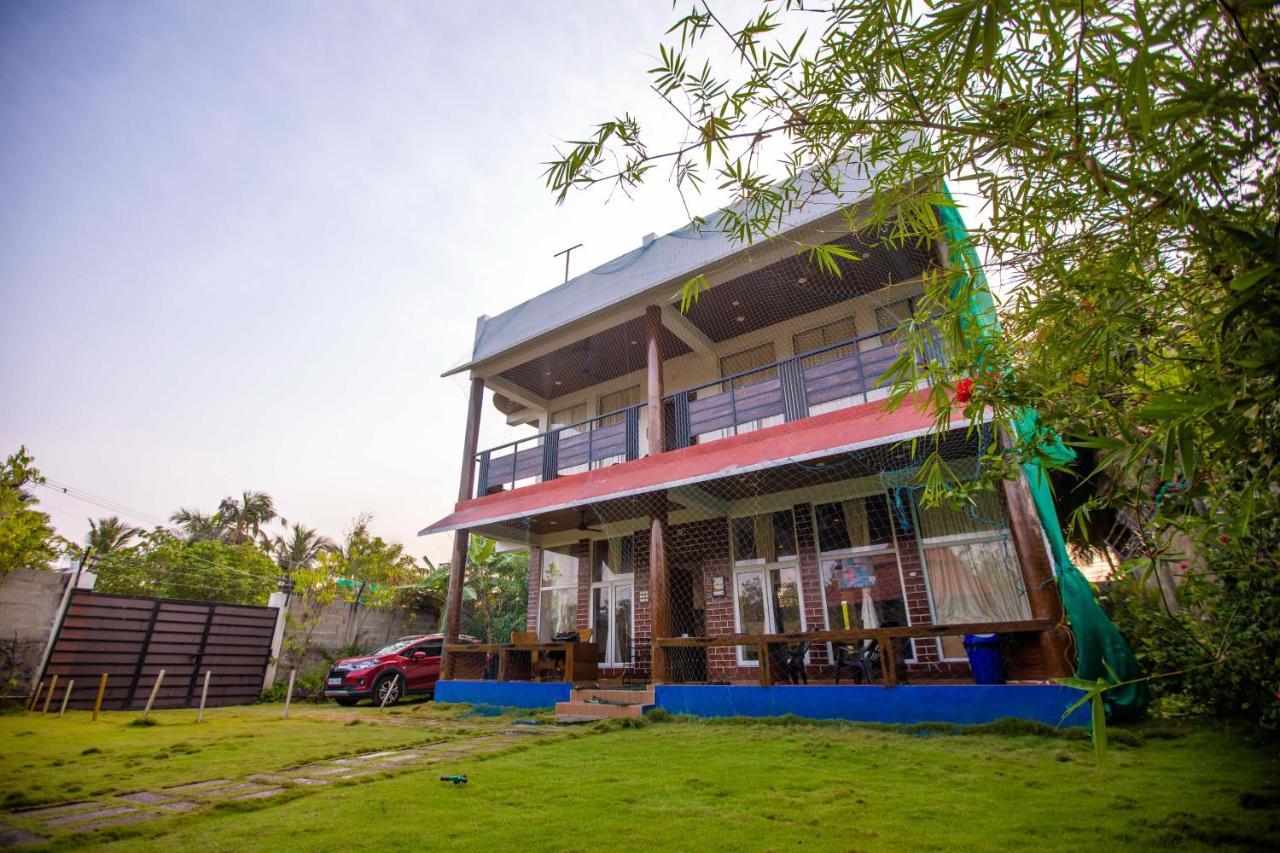 Waves Beach House Pondicherry Exterior foto
